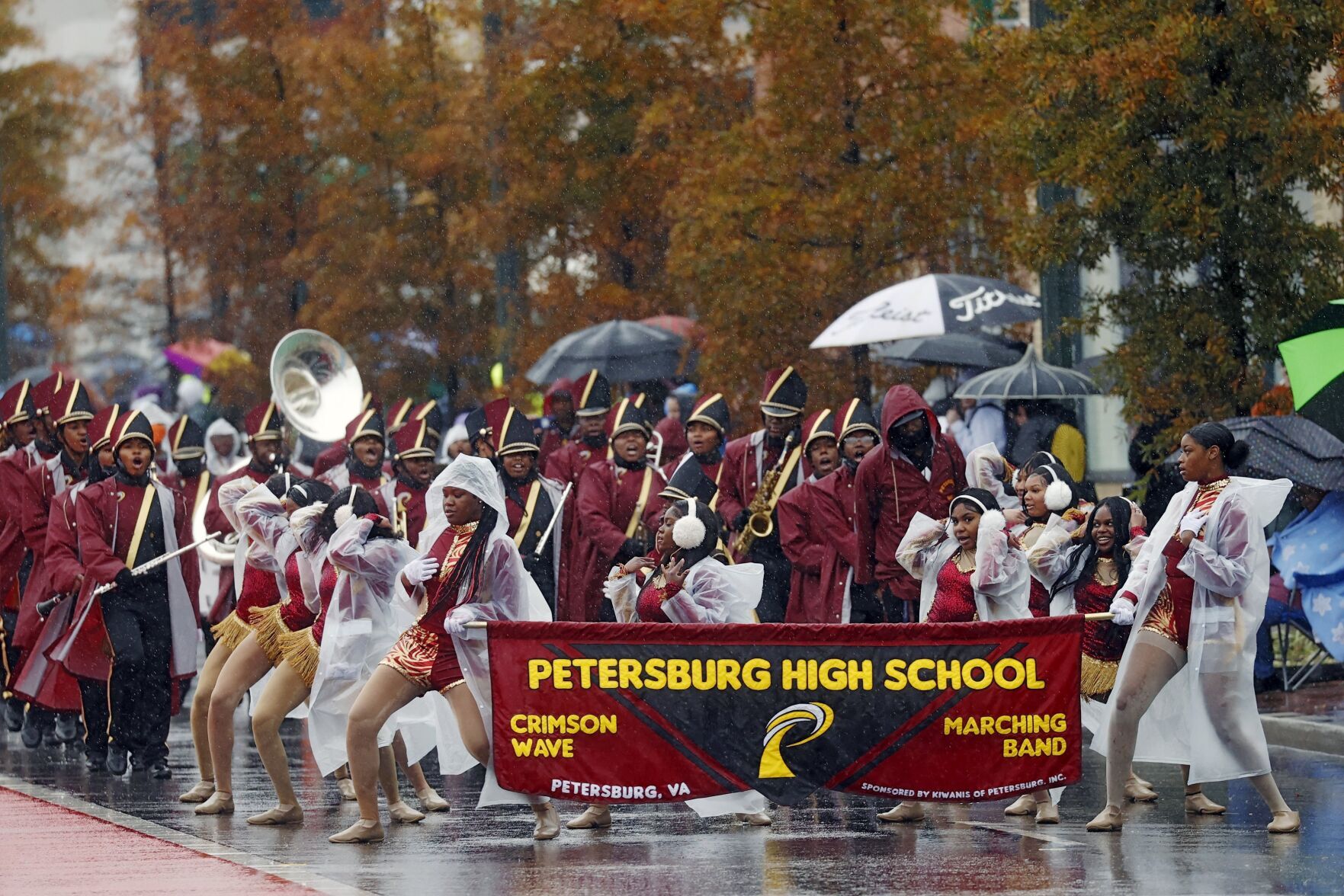 20221204_MET_PARADE_ER_03